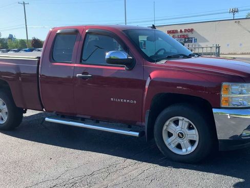 Used 2013 Chevrolet Silverado 1500 LT w/ All-Star Edition AWD/4WD image 2