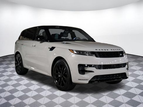 New 2026 Land Rover Range Rover Sport Dynamic SE AWD/4WD image 13