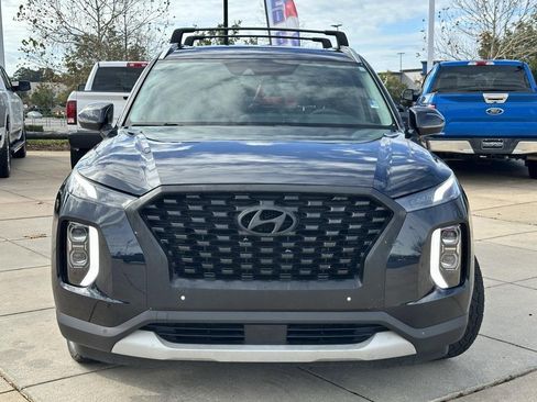 Used 2022 Hyundai Palisade SEL w/ Convenience Package image 2