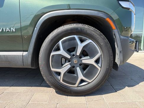 Used 2024 Rivian R1S Adventure Dual AWD/4WD image 9