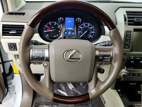 Used 2019 Lexus GX 460 Luxury image 14