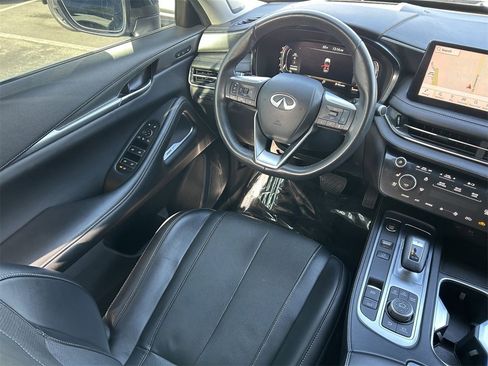 Certified 2023 INFINITI QX60 Luxe w/ Vision Package image 17