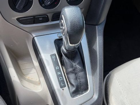 Used 2014 Ford Focus SE FWD image 18