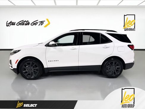Used 2022 Chevrolet Equinox RS w/ RS Leather Package image 8