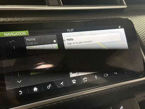 Used 2019 Land Rover Range Rover Velar R-Dynamic SE image 14