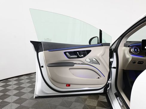 Certified 2023 Mercedes-Benz EQS 450+ 4MATIC Sedan image 27