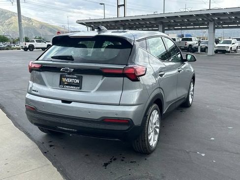 New 2027 Chevrolet Bolt LT w/ Comfort Package FWD image 21