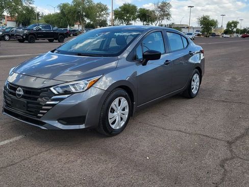Used 2023 Nissan Versa S w/ Trunk Package FWD image 4