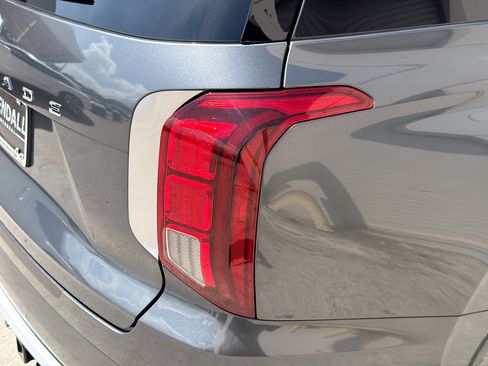 Used 2021 Hyundai Palisade Limited FWD image 25