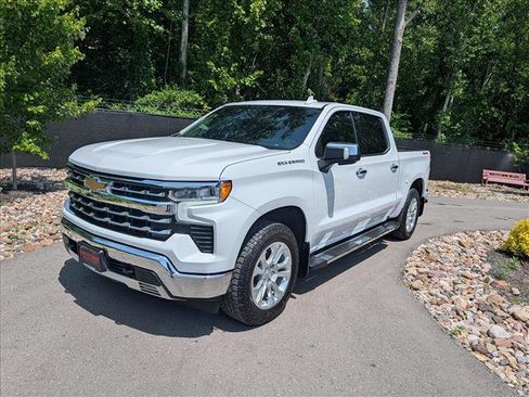 Used 2023 Chevrolet Silverado 1500 LTZ AWD/4WD image 1