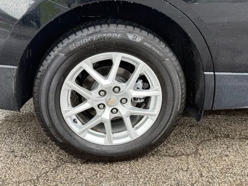 Used 2023 Chevrolet Equinox LT AWD/4WD image 11
