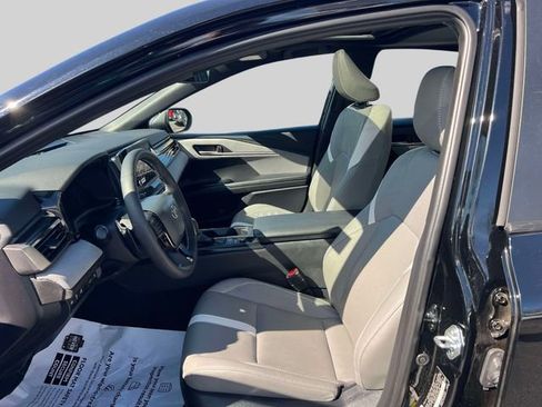 Certified 2026 Toyota Camry SE w/ Convenience Package FWD image 15