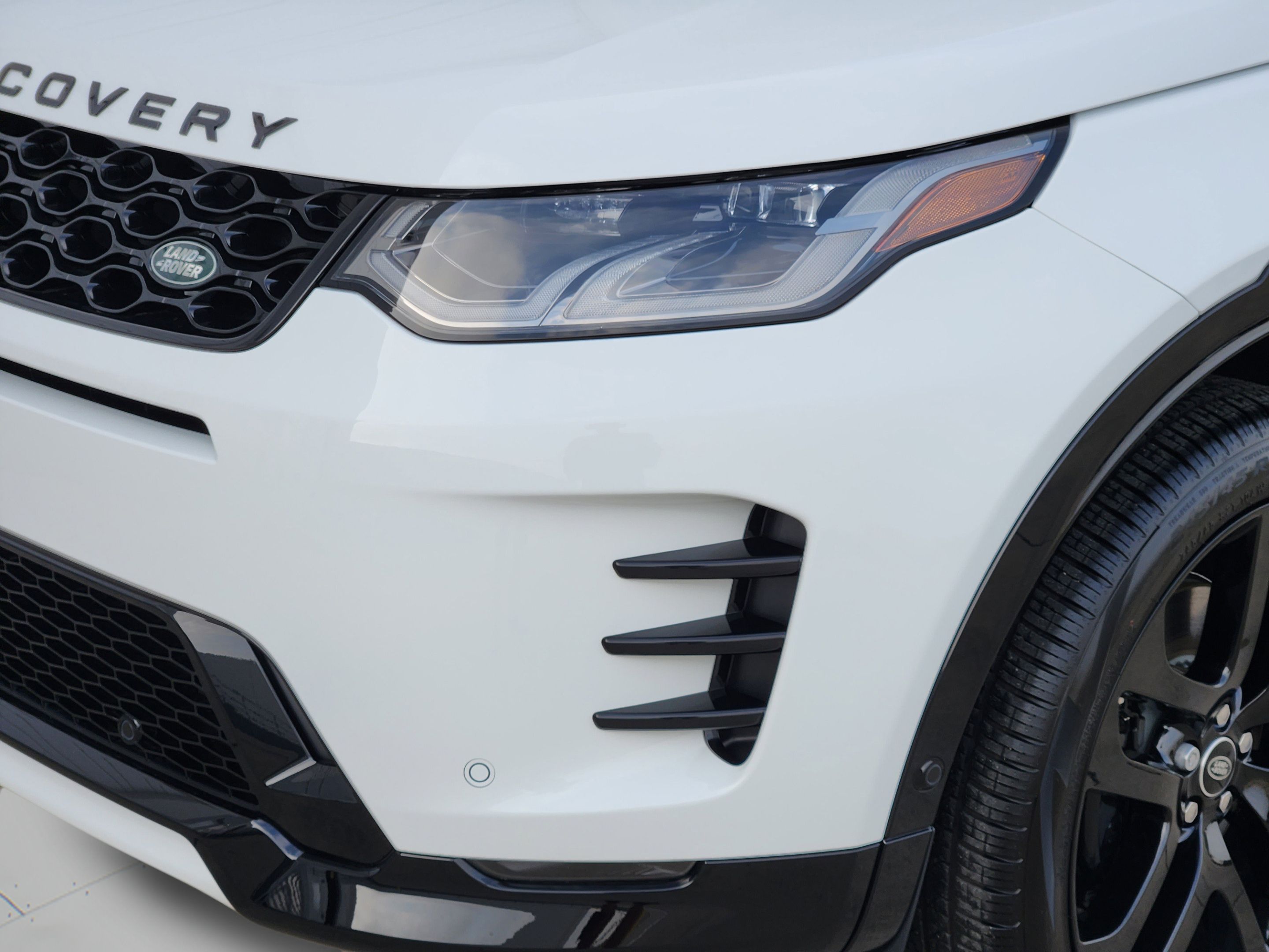 New 2025 Land Rover Discovery Sport Dynamic SE AWD/4WD image 31