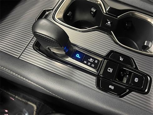 Certified 2024 Lexus RX 500h F Sport image 21