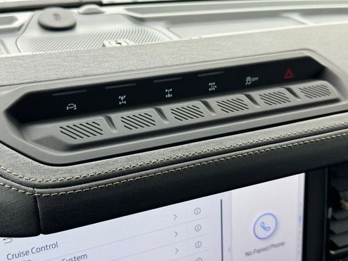 New 2025 Ford Bronco Badlands image 35