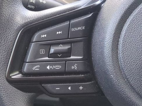 Used 2025 Subaru Crosstrek 2.0i AWD/4WD image 19