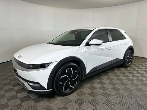 Used 2024 Hyundai Ioniq 5 SE RWD image 7