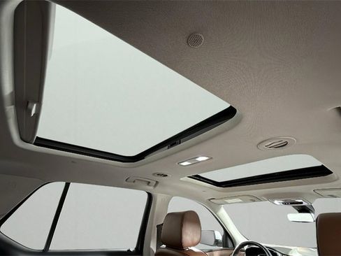 Used 2021 Chevrolet Traverse High Country w/ LPO, 'HIT The Road' Package image 38