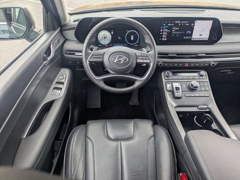 Used 2024 Hyundai Palisade Limited AWD/4WD image 18