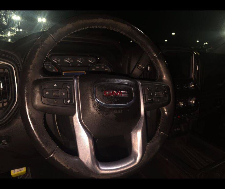Used 2019 GMC Sierra 1500 SLT w/ SLT Premium Plus Package AWD/4WD image 4