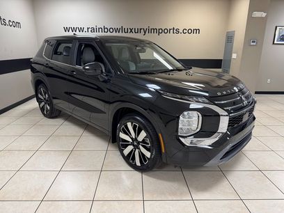 New 2025 Mitsubishi Outlander SE