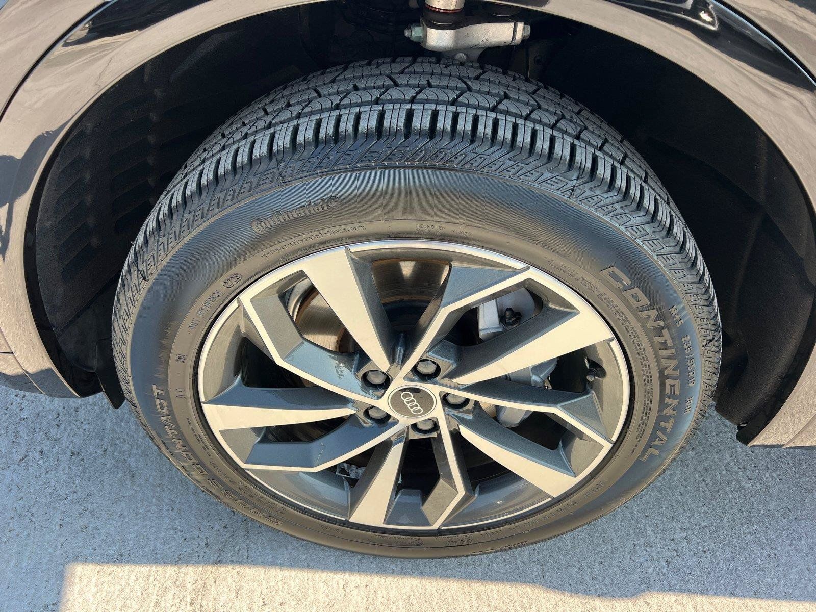 Certified 2023 Audi Q5 2.0T Premium Plus w/ Premium Plus Package AWD/4WD image 11