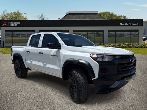 Used 2023 Chevrolet Colorado Trail Boss w/ LPO, Dark Essentials Package AWD/4WD image 7