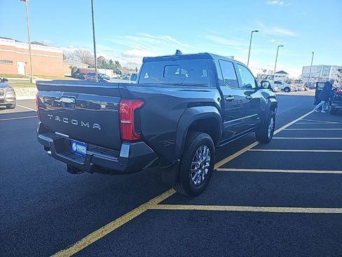 Used 2024 Toyota Tacoma Limited image 37