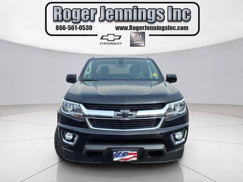 Used 2019 Chevrolet Colorado LT w/ LT Convenience Package image 7