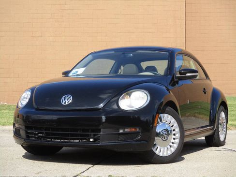 Used 2015 Volkswagen Beetle 1.8T FWD image 63