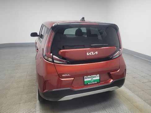 Used 2023 Kia Soul LX w/ Option Group 015 FWD image 6