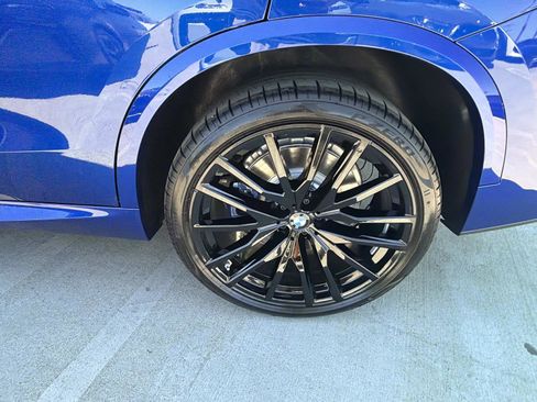 New 2026 BMW X5 M60i w/ Executive Package image 6