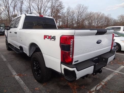 Certified 2024 Ford F250 XL w/ STX Appearance Package image 4