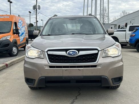 Used 2015 Subaru Forester 2.5i Premium image 3