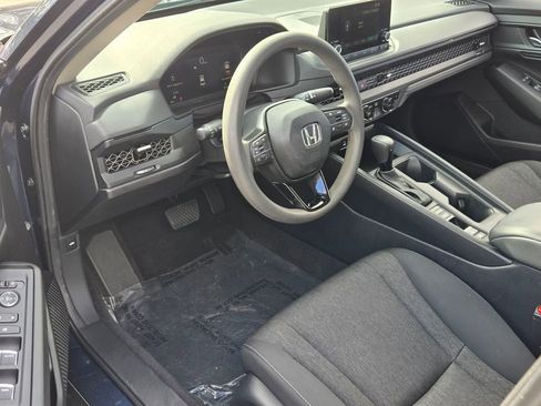 Used 2024 Honda Accord EX image 11