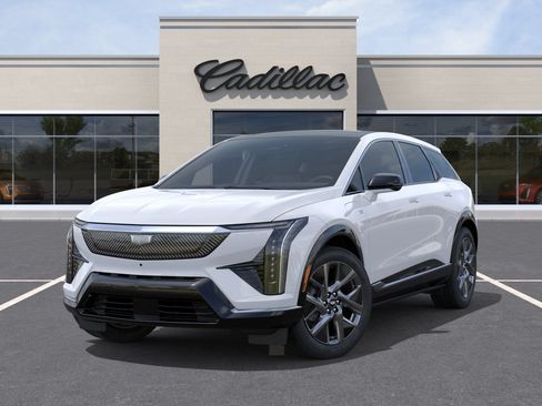 New 2026 Cadillac Optiq Luxury 1 w/ LPO, Floor Liner Package RWD image 6