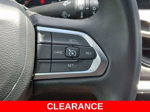 Used 2023 Jeep Compass Latitude AWD/4WD image 22