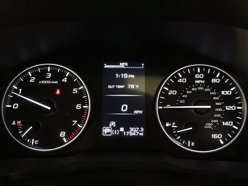 Used 2025 Subaru Forester Premium AWD/4WD image 35