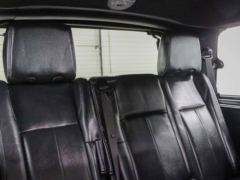 Used 2017 Ford Expedition XLT image 31