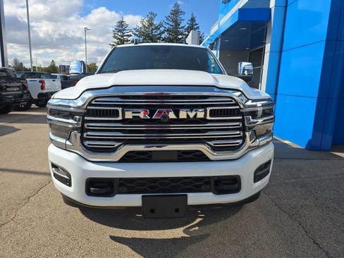 Used 2025 RAM 2500 Laramie image 2