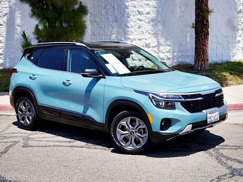 Certified 2024 Kia Seltos S FWD image 1