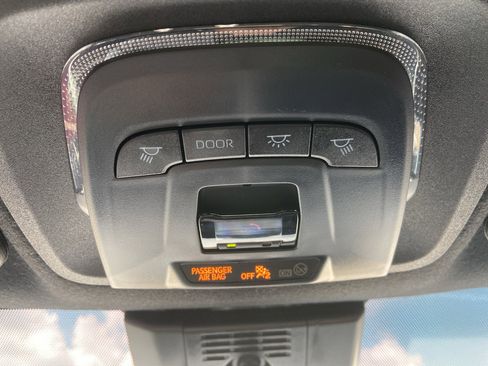 Used 2024 Toyota Corolla SE image 24