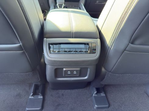 New 2026 Nissan Pathfinder SL AWD/4WD image 32