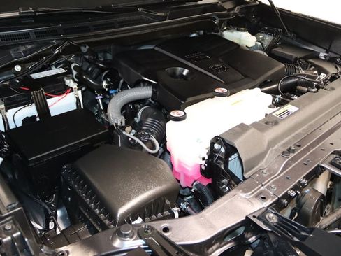 Used 2023 Toyota Tundra Limited w/ TRD Off-Road Package AWD/4WD image 84