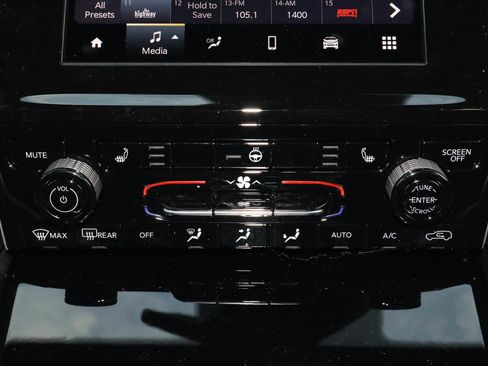New 2026 Jeep Grand Cherokee Laredo X AWD/4WD image 21