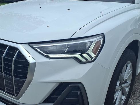 Used 2025 Audi Q3 2.0T Premium w/ Convenience Package AWD/4WD image 3