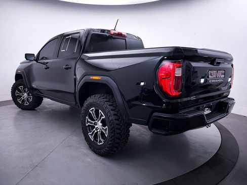 Used 2023 GMC Canyon AT4 w/ AT4 Premium Package AWD/4WD image 3