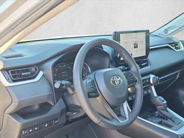 Used 2023 Toyota RAV4 XLE Premium FWD image 10