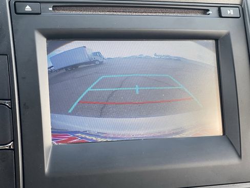 Used 2016 Toyota Camry LE image 28