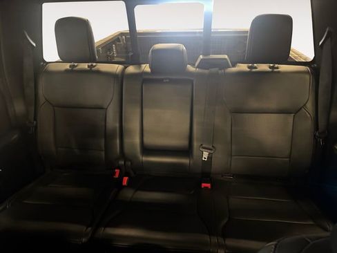 Used 2023 Ford F150 Lariat w/ Equipment Group 502A High image 13